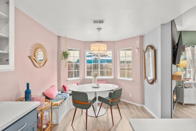 4773 Courtland Ln, Carmichael, CA 95608