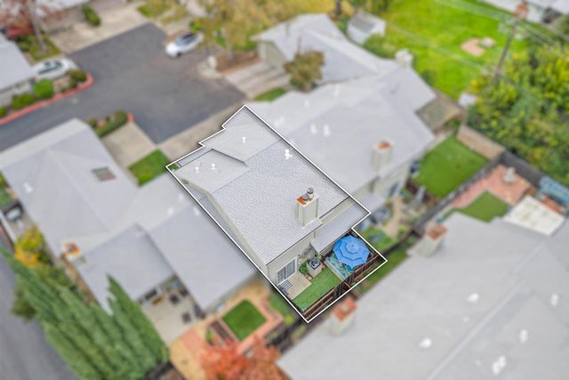 4773 Courtland Ln, Carmichael, CA 95608