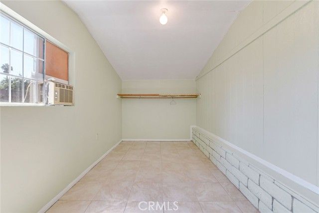 1815 Hardt, Loma Linda, CA 92354