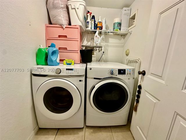 10901 NW 88th Ter 804, Doral, FL 33178