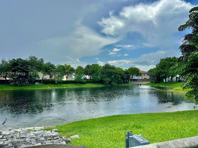 10901 NW 88th Ter 804, Doral, FL 33178