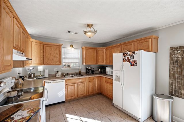 405 Preston Drive, Russellville, AR 72802