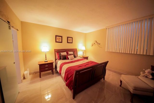 3801 S Ocean Drive 5A, Hollywood, FL 33019