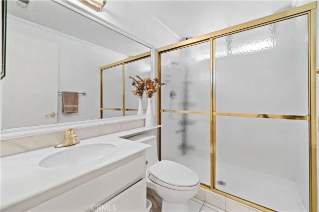 2 Morena 4, Irvine, CA 92612