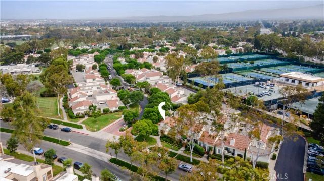 2 Morena 4, Irvine, CA 92612