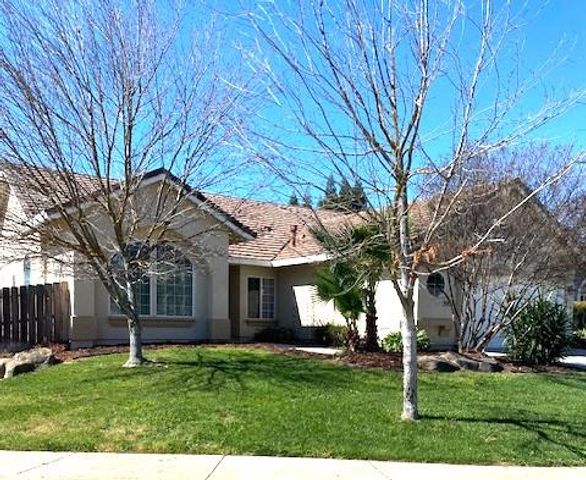 3951 Black Hawk Ct, Merced, CA 95340