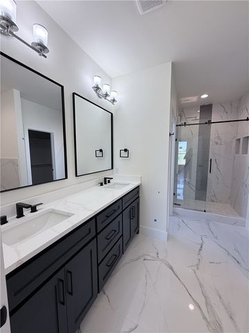7100 SW Orange Avenue, Bentonville, AR 72713
