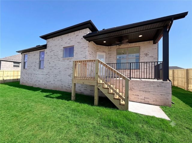 7100 SW Orange Avenue, Bentonville, AR 72713