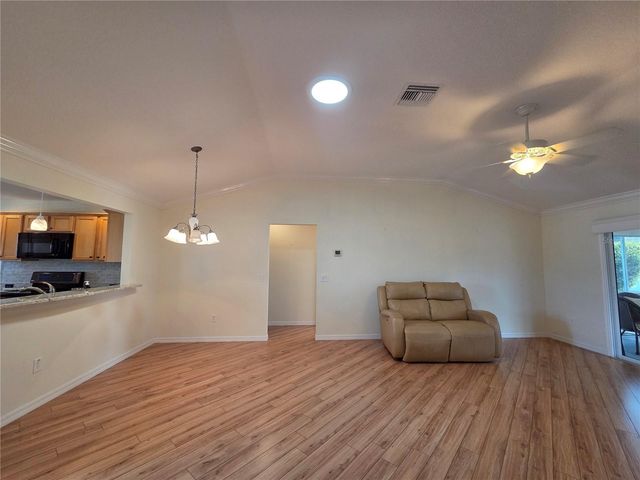 2245 DERRINGER AVENUE, The Villages, FL 32162