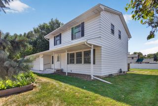 1772 Eldridge Avenue W, Roseville, MN 55113