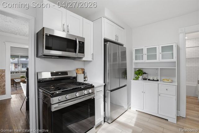 1516 Browning Street, Ferndale, MI 48220