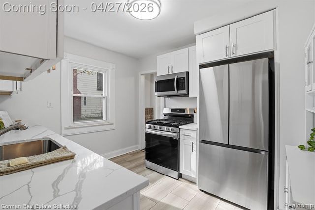 1516 Browning Street, Ferndale, MI 48220