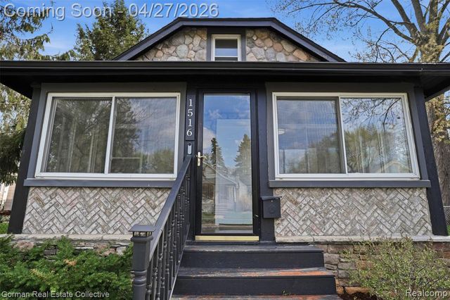 1516 Browning Street, Ferndale, MI 48220