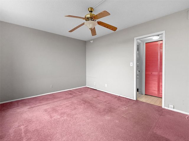 605 Oaks Drive 703, Pompano Beach, FL 33069