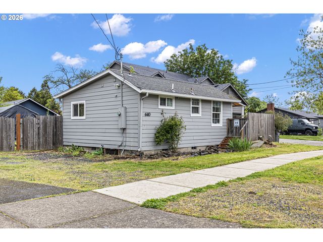 640 N GARDEN Way, Eugene, OR 97401