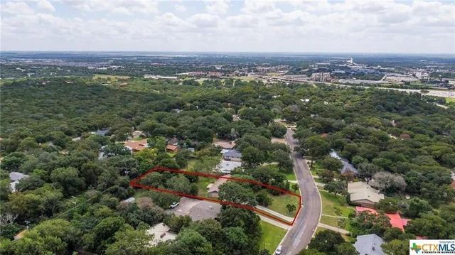 112 W Mimosa CIR, San Marcos, TX 78666