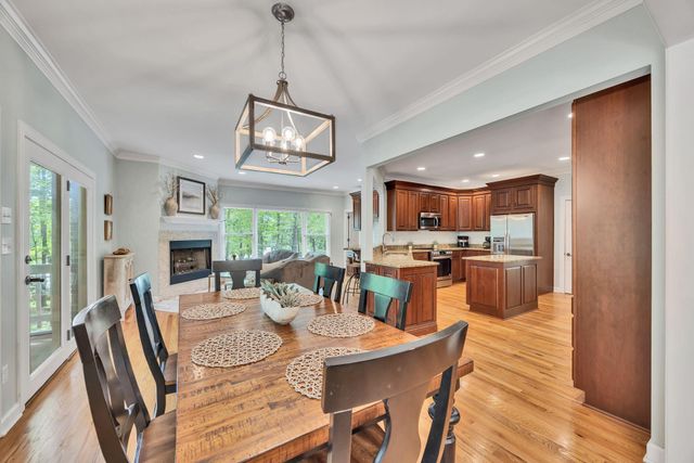 308 Creekshire Drive, Signal Mountain, TN 37377