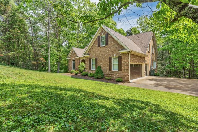 308 Creekshire Drive, Signal Mountain, TN 37377