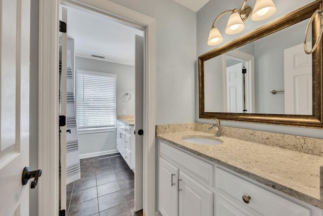 308 Creekshire Drive, Signal Mountain, TN 37377