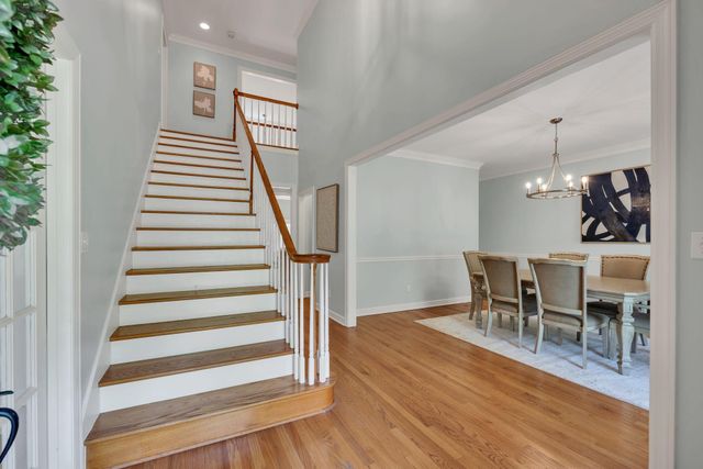 308 Creekshire Drive, Signal Mountain, TN 37377