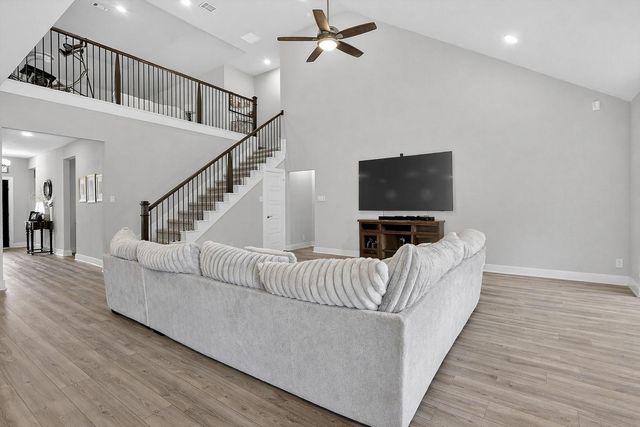 8502 Oceanmist Cove Drive, Cypress, TX 77433