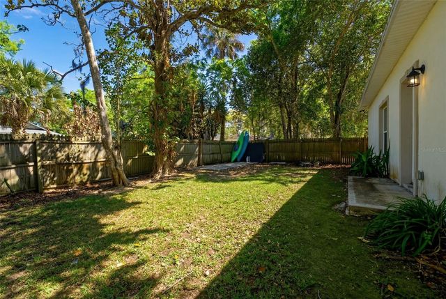 637 HOLMES AVENUE, Daytona Beach, FL 32114