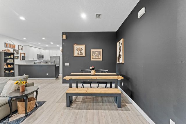 637 HOLMES AVENUE, Daytona Beach, FL 32114