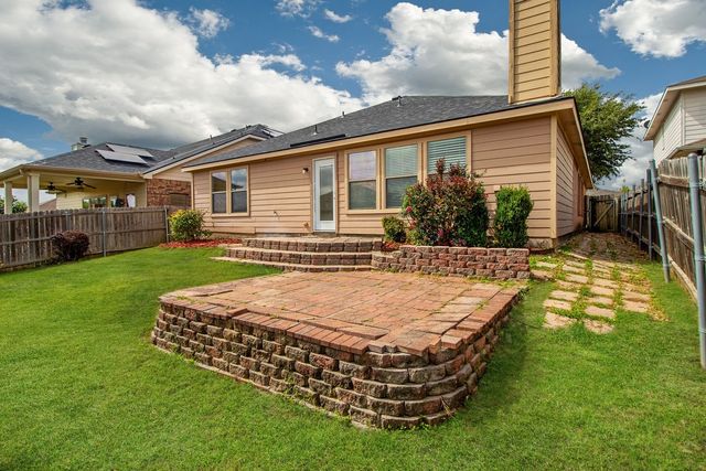8141 Plateau Drive, Fort Worth, TX 76120