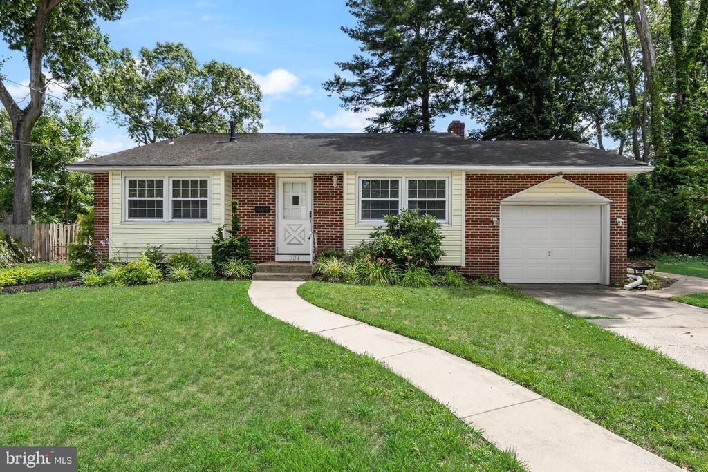 334 CLEVELAND AVE, West Berlin, NJ 08091