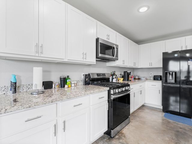 705 Flycatcher Drive, Palacios, TX 77465