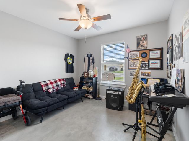 705 Flycatcher Drive, Palacios, TX 77465