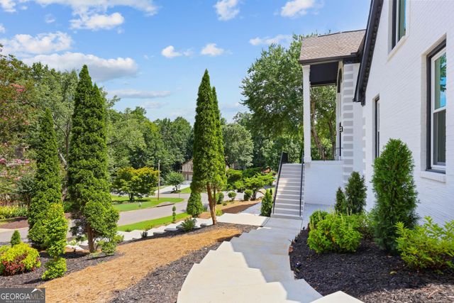 762 Bedford Oaks Drive, Marietta, GA 30068