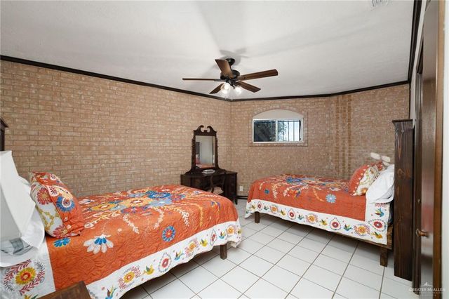 44 N San Julian Road, Roma, TX 78584