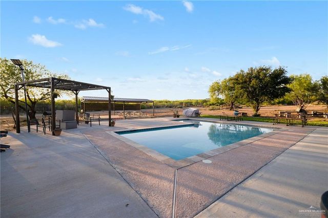 44 N San Julian Road, Roma, TX 78584