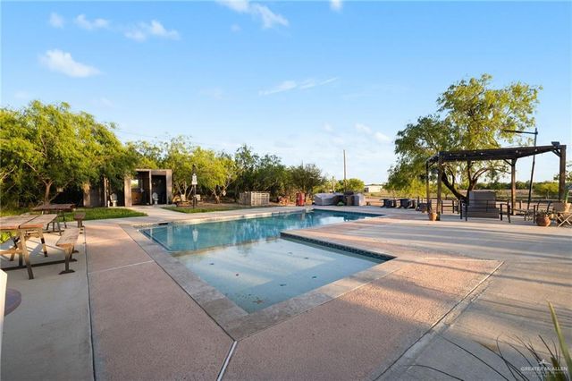 44 N San Julian Road, Roma, TX 78584