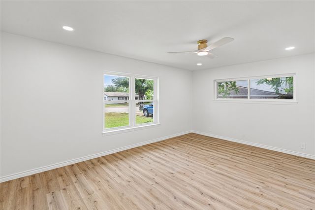 5208 Stonewall Street, Greenville, TX 75402