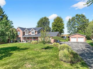 496 Fairlane Blvd, Big Beaver, PA 16141