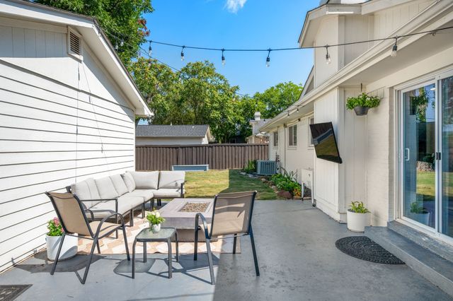 2028 Cap Rock Drive, Richardson, TX 75080