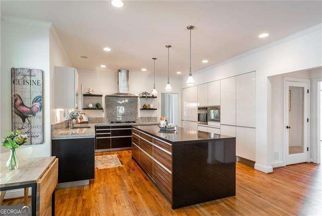 200 Red Gate Terrace, Canton, GA 30115