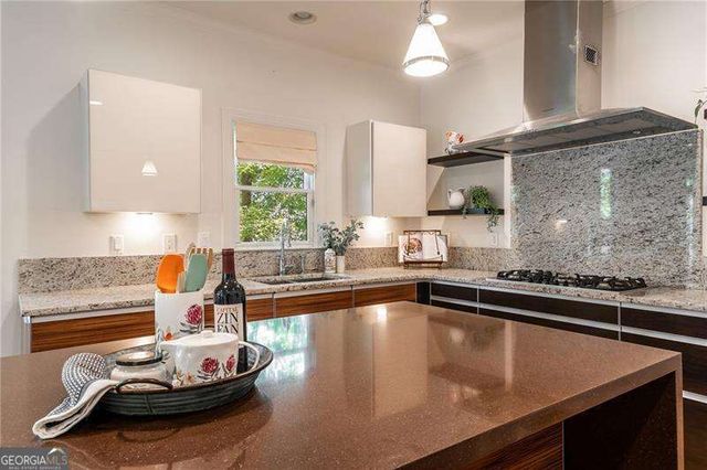 200 Red Gate Terrace, Canton, GA 30115