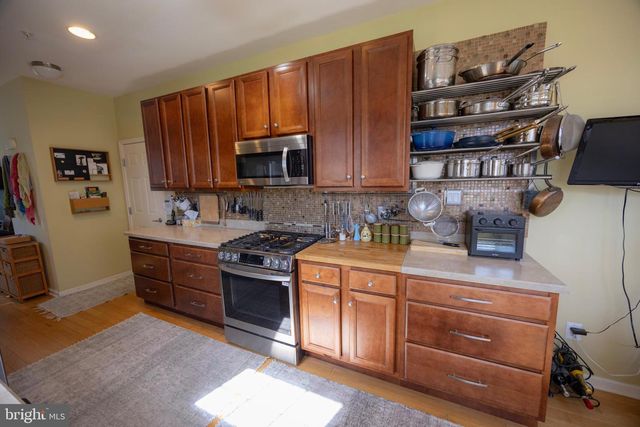 36 OLD CEDARBROOK RD, Wyncote, PA 19095