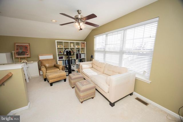 36 OLD CEDARBROOK RD, Wyncote, PA 19095