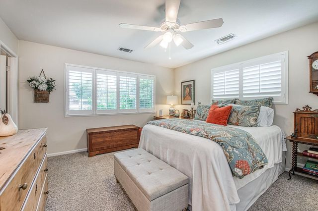 2543 15th Avenue, Kingsburg, CA 93631