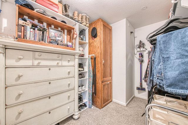 2543 15th Avenue, Kingsburg, CA 93631