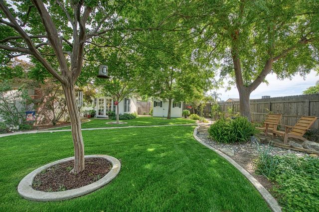 2543 15th Avenue, Kingsburg, CA 93631