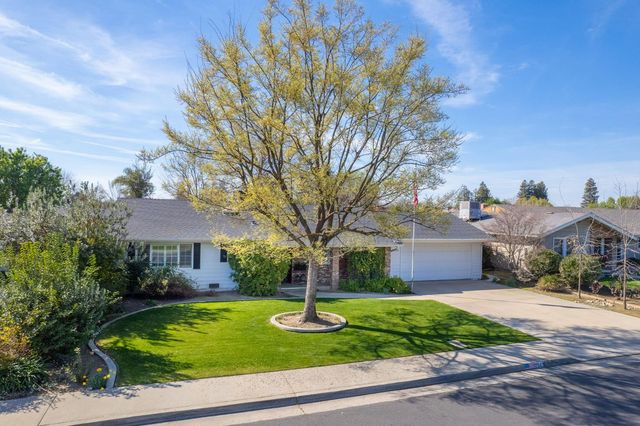 2543 15th Avenue, Kingsburg, CA 93631