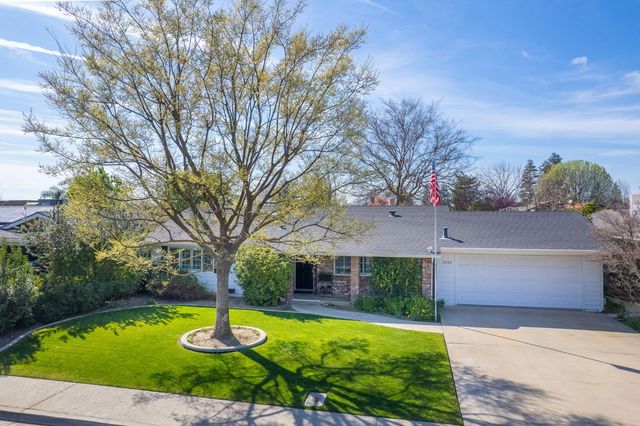 2543 15th Avenue, Kingsburg, CA 93631