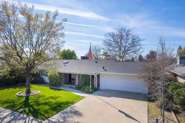 2543 15th Avenue, Kingsburg, CA 93631