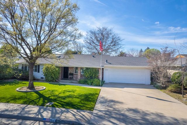 2543 15th Avenue, Kingsburg, CA 93631