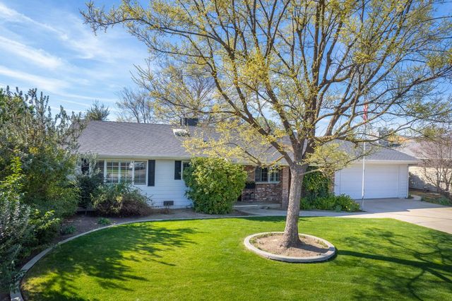 2543 15th Avenue, Kingsburg, CA 93631